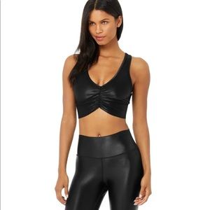 ALO SHINE WILD THING TOP in Black